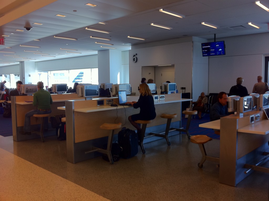 airport work stations jfk