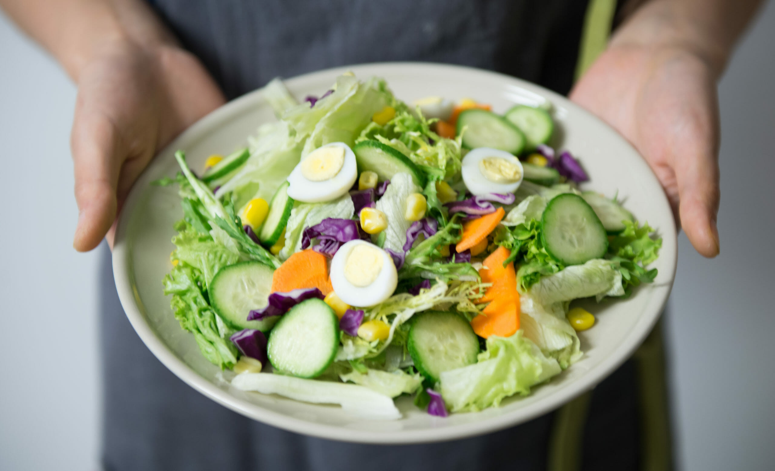 Fresh Airport Salads To Try On Your Next Trip Vane Mag