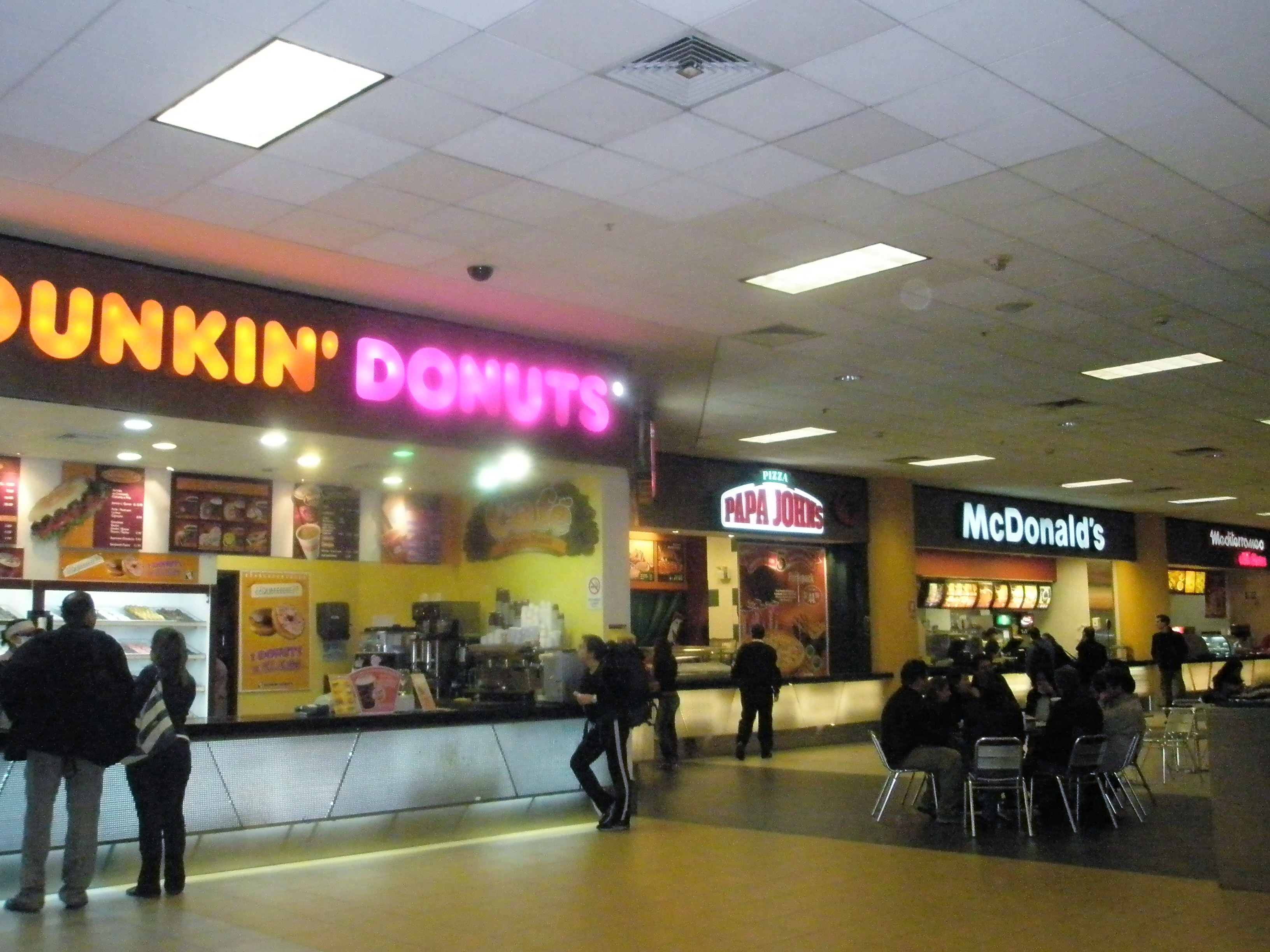 airport food courts